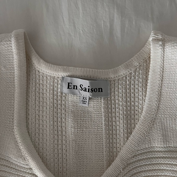 Summer white crop top - Picture 3 of 3